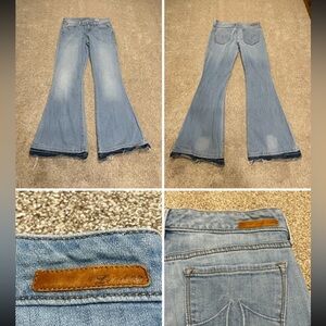 Anthropology level 99 womens dahlia flare jeans sz 30x32 mid rise light wash